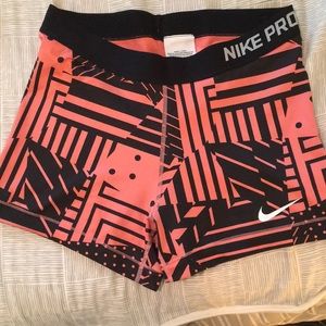 Lg Nike pro (short)